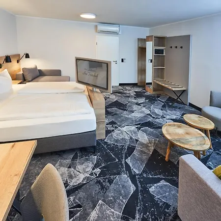 Am Traetzhof Отель 3*